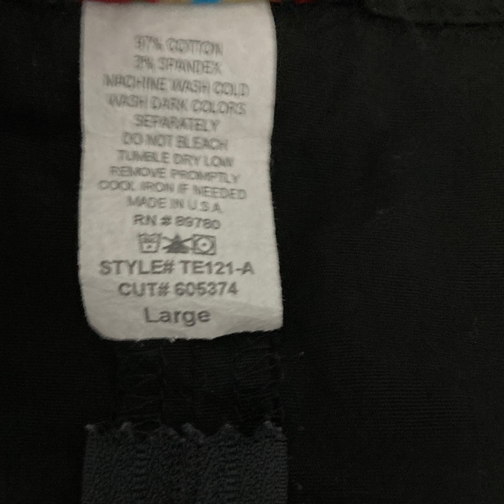 Elegant Black and Red Women's Blouse - Picture 9 of 10
